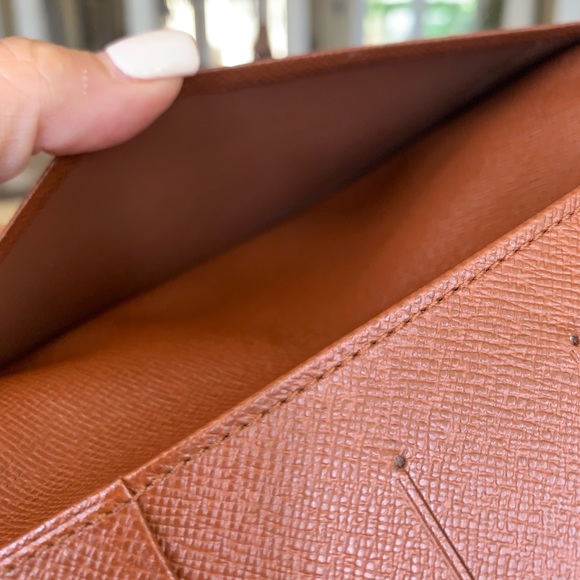 Gorgeous Vintage Checkbook Holder/Wallet - Picture 11 of 16